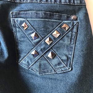 Women’s Studded Pockets Blue Denim Jeans Mall Goth Punk Emo Hot Topic Y2k