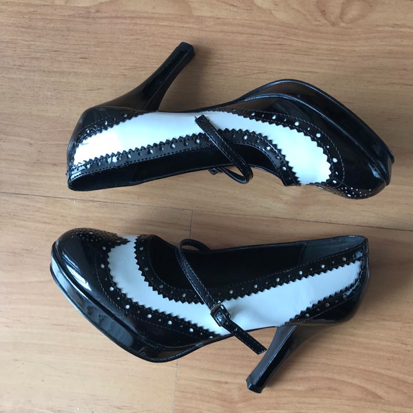 Black & White Wingtip Mary Jane High Heel Shoes Lolita Goth Rockabilly Pinup School Girl