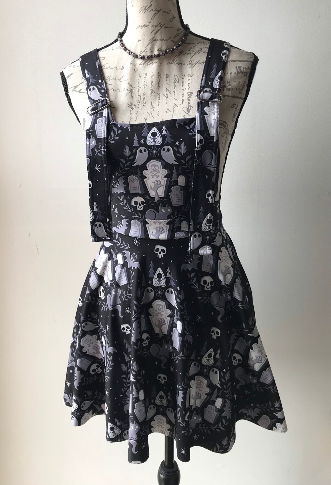 Robe Pull DÉVASTÉE GHOULS AND GHOSTS - Laine - Taille 38 - Noir Et Crème - Neuf Avec Étiquettes - France
