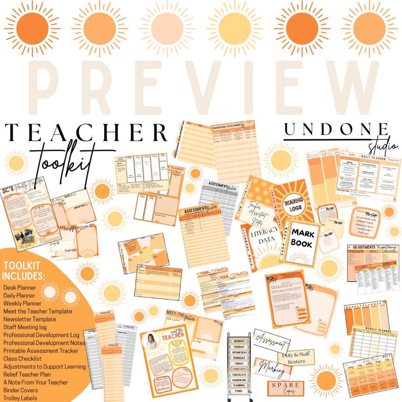 Pu&ograve; includere: Una collezione di risorse per la pianificazione e l'organizzazione degli insegnanti stampabili in uno schema di colori arancione e giallo brillante. Il testo "Teacher Toolkit" &egrave; presente nell'immagine. Il kit include un planner da scrivania, un planner giornaliero, un planner settimanale, un modello per conoscere l'insegnante, un modello di newsletter, un registro delle riunioni del personale, un registro di sviluppo professionale, note di sviluppo professionale, un tracker di valutazione stampabile, una checklist di classe, adattamenti per supportare l'apprendimento, un piano per l'insegnante di soccorso, una nota dal tuo insegnante, copertine per raccoglitori ed etichette per carrelli.