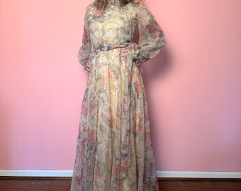 Rona floral 1970s gown