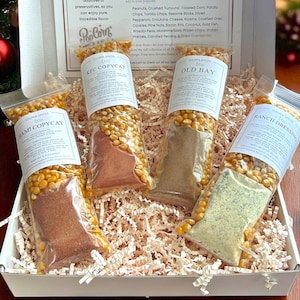 Paquete de palomitas gourmet, sabores únicos de KFC Old Bay, set de condimentos especiales, divertida caja de refrigerios sin gluten, delicias para una noche de cine, regalo de cumpleaños y Navidad.