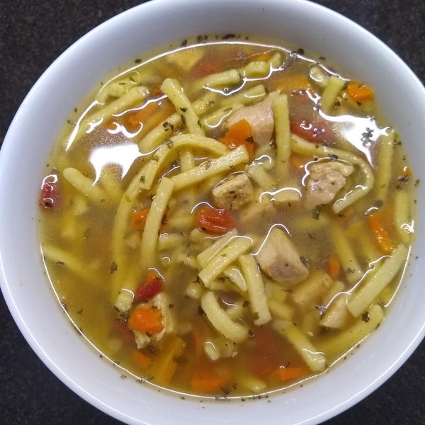 Soupe poulet et nouilles, poulet et nouilles, végétarienne, mélange pour soupe au poulet, mélange pour soupe, assaisonnements pour soupe, Saint-Valentin, sans sel