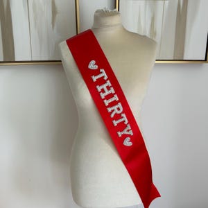 Red 30th birthday sash | thirtieth birthday sash | 40th birthday sash | 21st birthday sash | 30th birthday decor | Pearl Sash