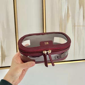 Estuche de cosméticos personalizado con monograma estampado en caliente de cuero / Estuche de tocador / Minimalista dorado personalizado / Ideas de regalo / Borgoña / Negro / Rosa