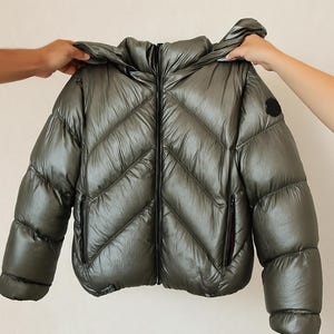 Vintage Moncler Women&#39;s Down Puffer Jacket Grey Pre-Owned Size 3 (M)