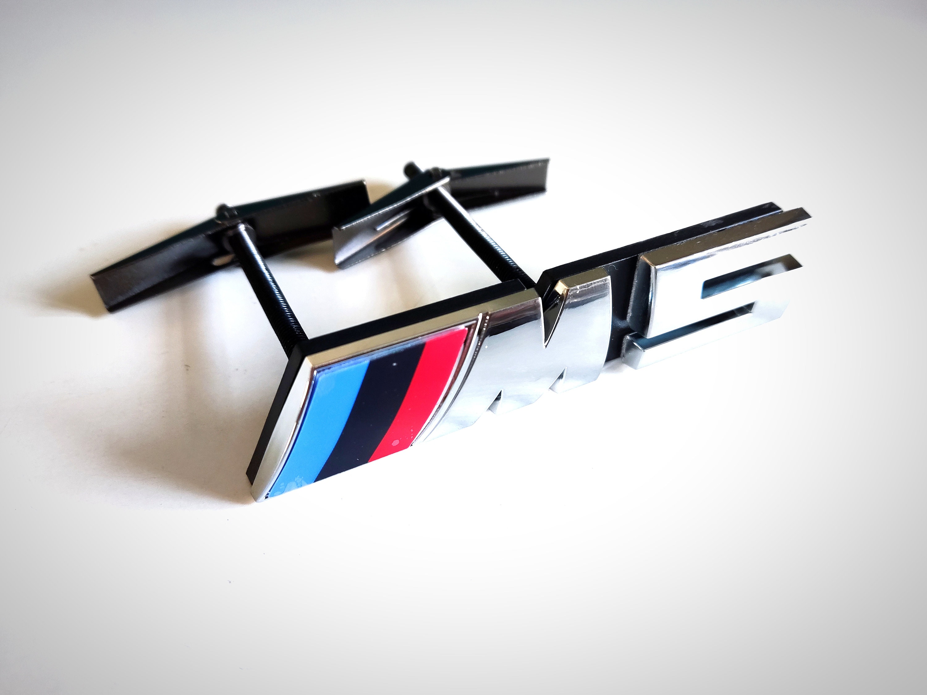 Vintage car grille badge - Etsy 日本