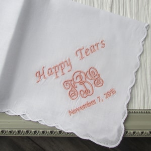Monogrammed Bridesmaid wedding hankie-Bridal party gift-Personalized wedding gift-personalized embroidery gift-bride wedding gift-hankie