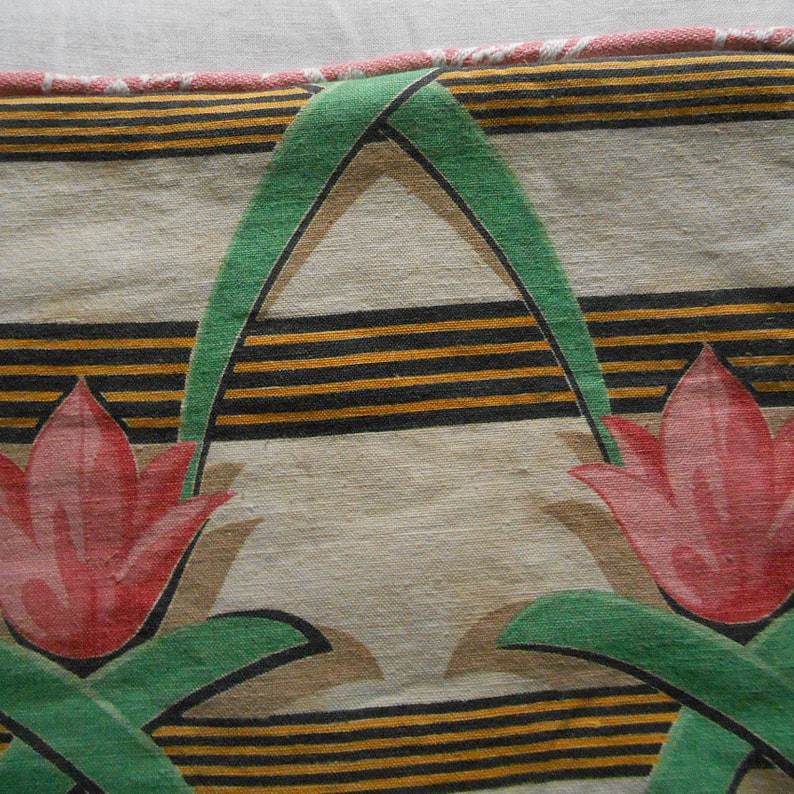 Art Deco PINK TULIPS PILLOW Cover Spring Blooms Gold & Black Geo Stripes Green Sword Leaves Matelasse Back Button Opening Vintage Fabric 15 Bild 3