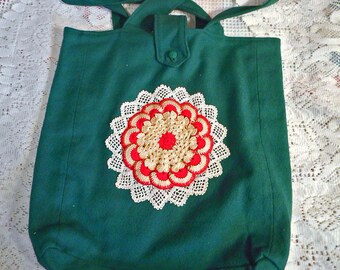 Barkcloth Tote Bag Red & White Crochet Circle on Green Shoulder Straps Button Tab