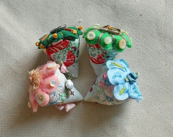 4 STRAWBERRY LAVENDER SACHETS or Pincushion Slow Stitched Upcycled Tablecloth Scraps Pink Green Blue Felt Cap Beads Buttons Drawer Freshner