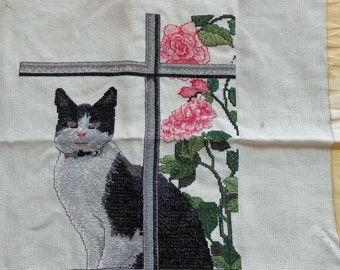 Pretty KITTY CAT Preworked Counted Cross Stitch Black & Gray Cat Window Sill Pink Roses 18 Count Aida Cloth 15 x 18" to Frame or Pillow