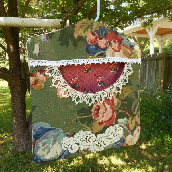 Clothespin Bag ROSE & CHERRY Printed Green Fabric Fresh Air Laundry Drying + 36 Pinch Pegs Roomy Pocket Hanger Lace Sturdy Handmade Original