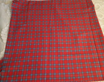 Crisp RED & GREEN PLAID Woven Cotton Fabric Stripes Squares Sturdy Med Weight, Ez Care Washable Guy Girl Shirts Pillows 50" bty