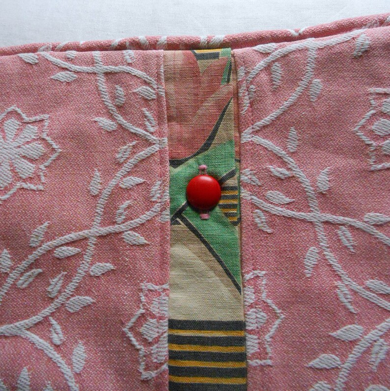 Art Deco PINK TULIPS PILLOW Cover Spring Blooms Gold & Black Geo Stripes Green Sword Leaves Matelasse Back Button Opening Vintage Fabric 15 Bild 7