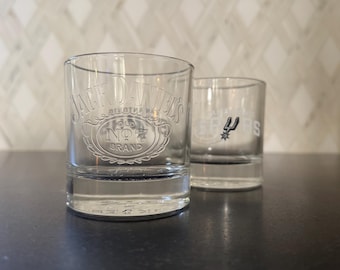 Jack Daniel’s & San Antonio Spurs Tumbler Glasses | Set of 2 | NBA Whiskey Lowball Rocks Glasses | Old No. 7 Embossed Barware Gift