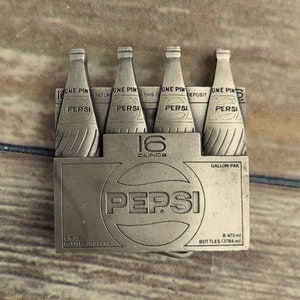 Vintage Pepsi Pint Bottles Belt Buckle Soda Pop 8 Pack Collectible Pepsico