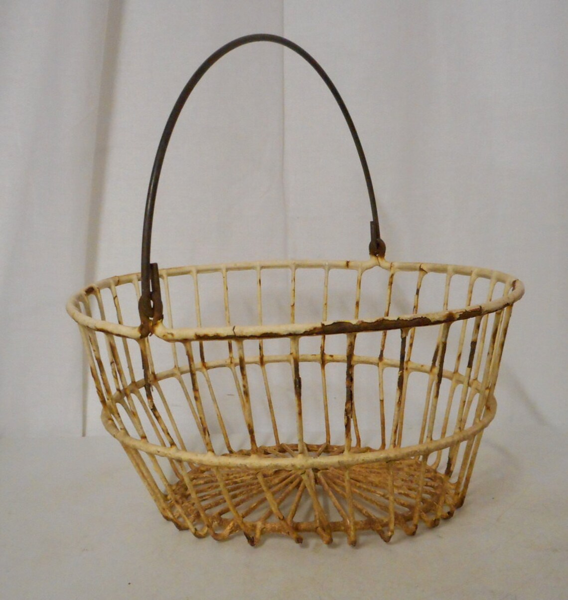 Distressed Primitive Wire Egg Basket Farm Decor Prim Kitchen Etsy