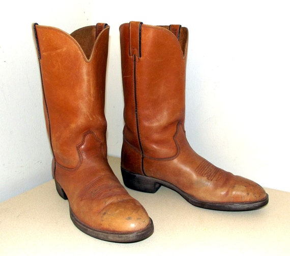 looking for cowboy boots