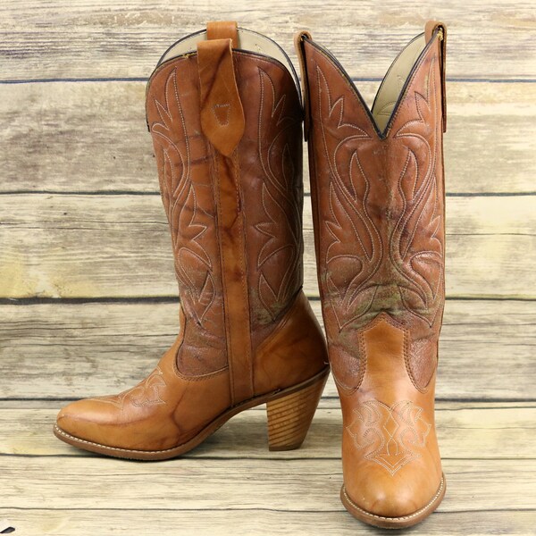 Capezio Cowboy Boots Brown Leather Womens Size 7.5 M Western Cowgirl Fashion Vintage