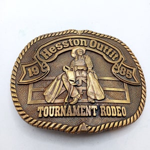 1985 Rodeo Belt Buckle Hesston Outfit Tournament Cowboy Western Wear image 4