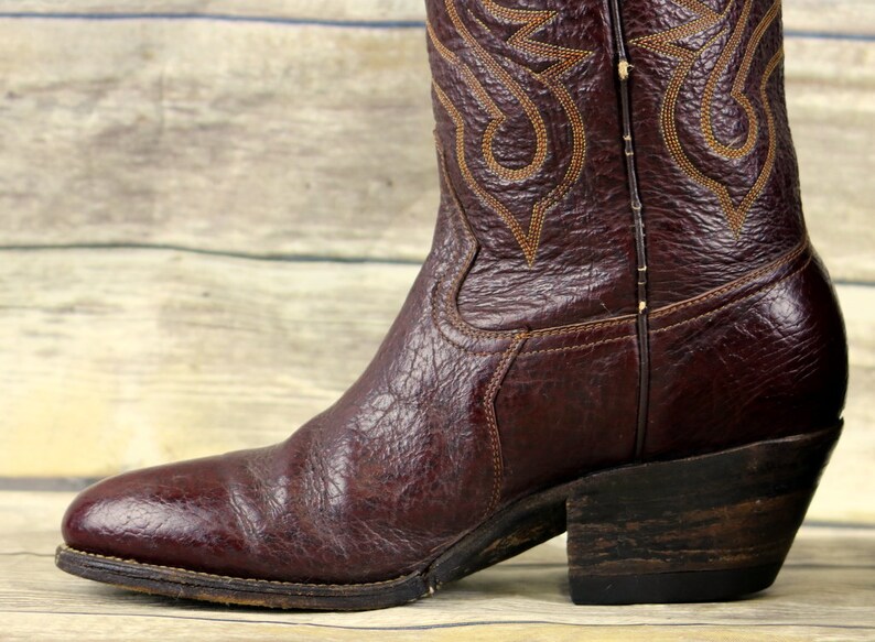 red cowboy boots size 7