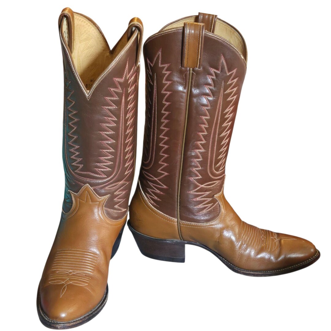 Tony Lama Cowboy Boots Vintage Narrow Mens 8.5 9 B Classic Brown