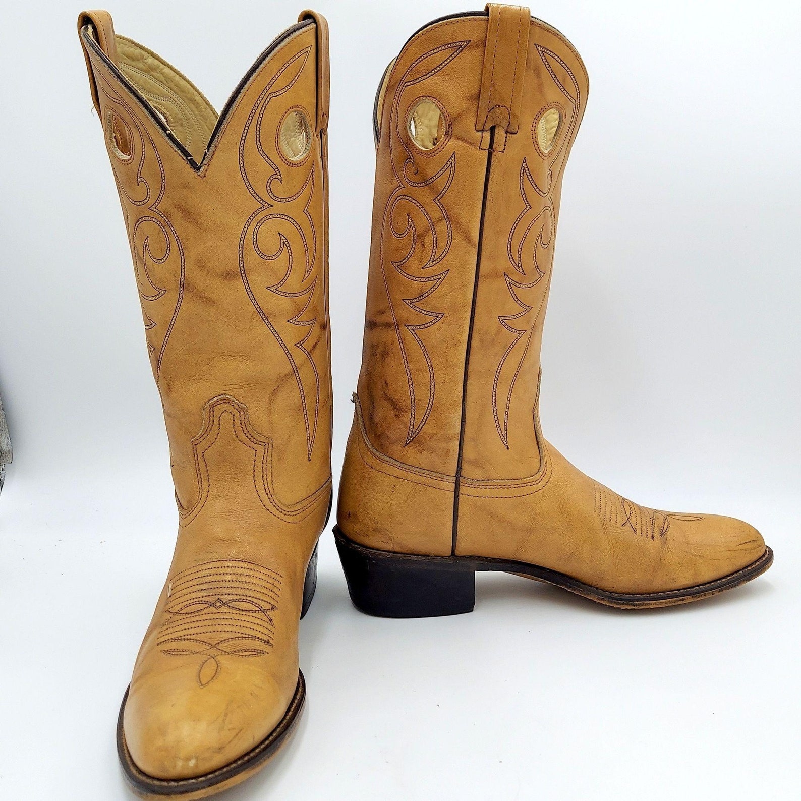 narrow width cowboy boots