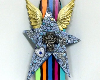 GRAN estrella rayas alas Assemblage - BOHO arte popular Cross - fe esperanza amor reciclado