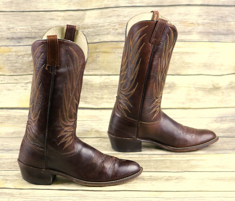 narrow width cowboy boots