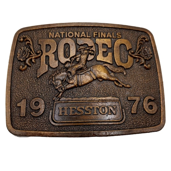 1976 Hesston Belt Buckle Rodeo Cowboy National Fin