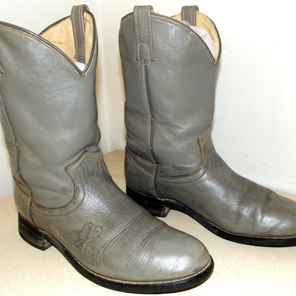 Vintage Grey Leather Cowboy Boots with Butterfly in a cowgirl size 7 M