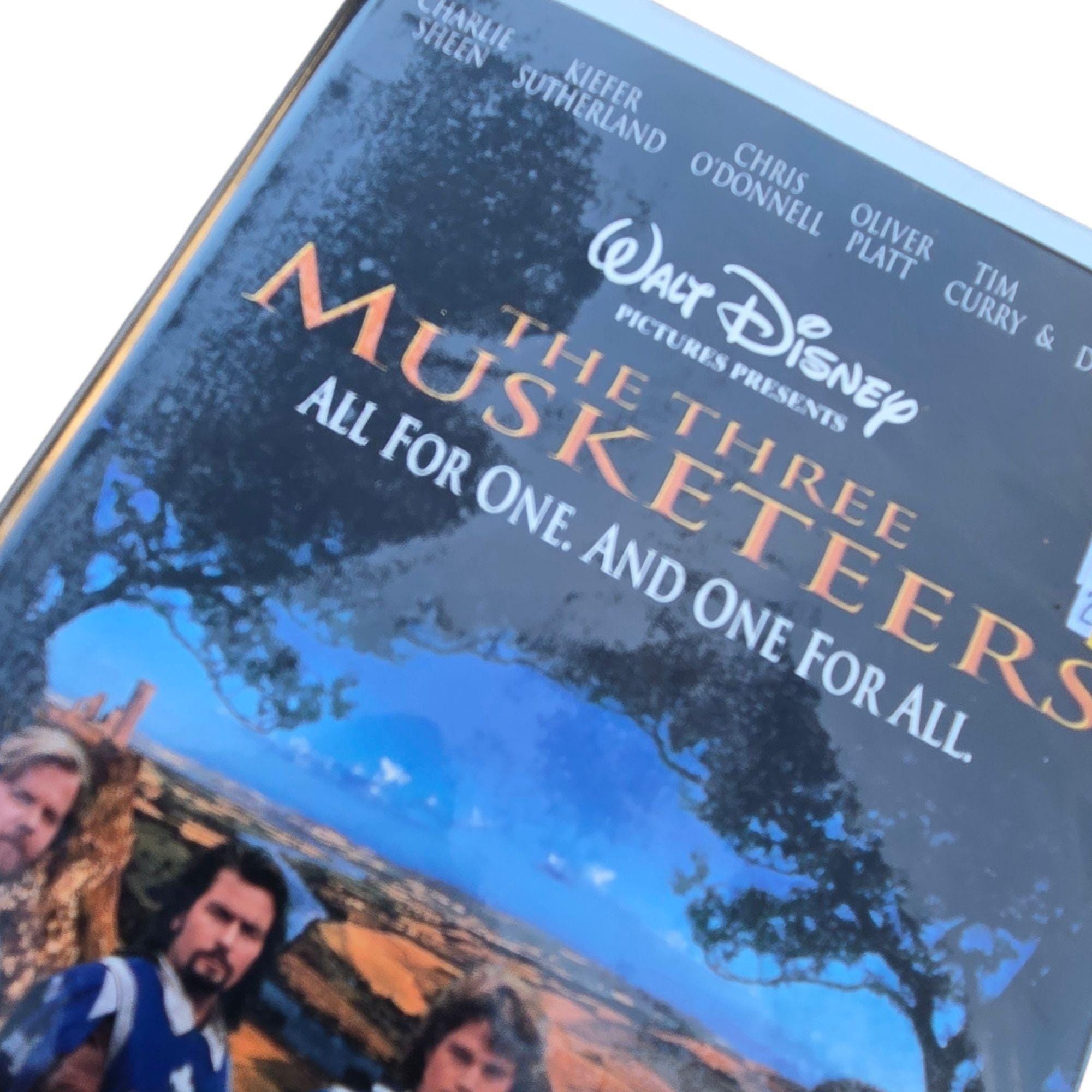 Walt Disney the Three Musketeers VHS 1993 Charlie Sheen Kiefer