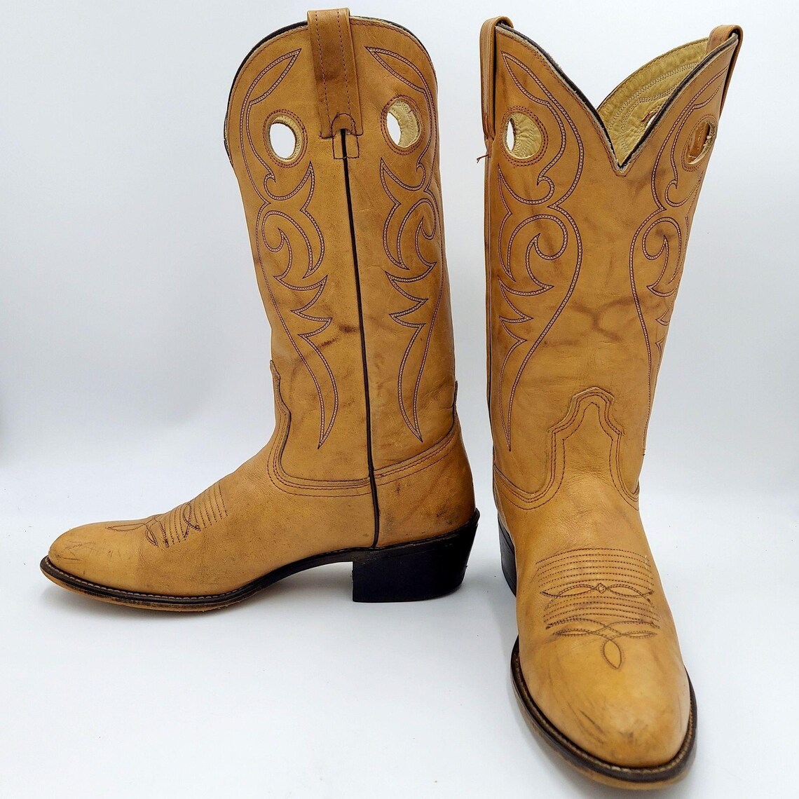 narrow width cowboy boots