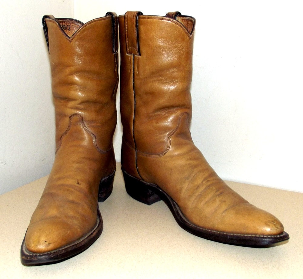 Broken In Vintage Justin brand Cowboy Boots caramel brown | Etsy
