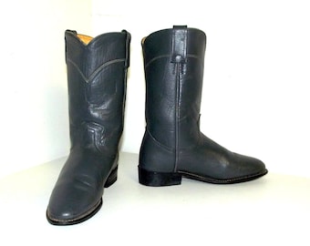 Vintage Grey Acme brand Cowboy boots in a cowgirl size 6.5 M