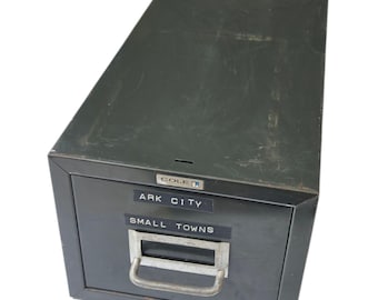 Archivador de tarjetas industrial de metal vintage con cajón para guardar postales y fotos