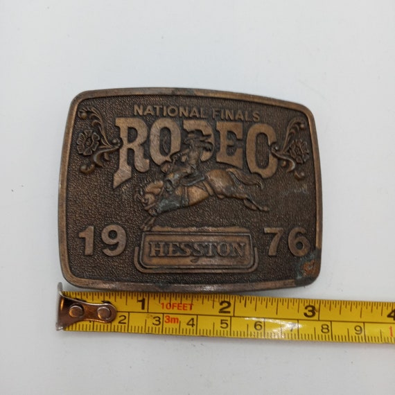 1976 NFR Rodeo Belt Buckle Saddle Bronc Cowboy Na… - image 3