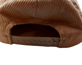 Casquette Vintage ALPO Dog Food Années 70/80 - Velours Côtelé Rouge - Snapback Réglable - Occasion