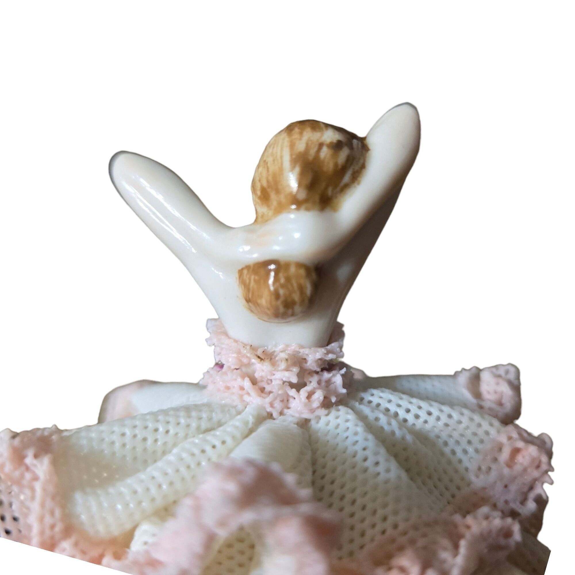 Irish Dresden Ireland　白鳥　レース　ピンク　置物 Antique Irish Dresden Porcelain Pink Lady Figurine Ireland MZ Lace