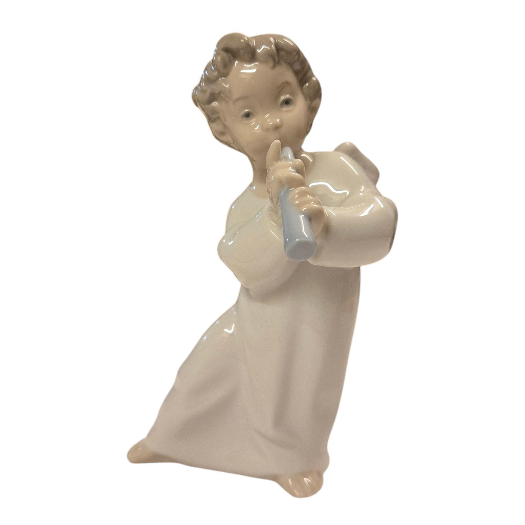 Lladro Porcelain Angel Figurine With Flute 6 Inch Tall Collectible Home Decor