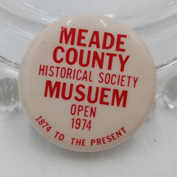 The Historical Museum Fort Missoula jacket lapel pin pre-owned 