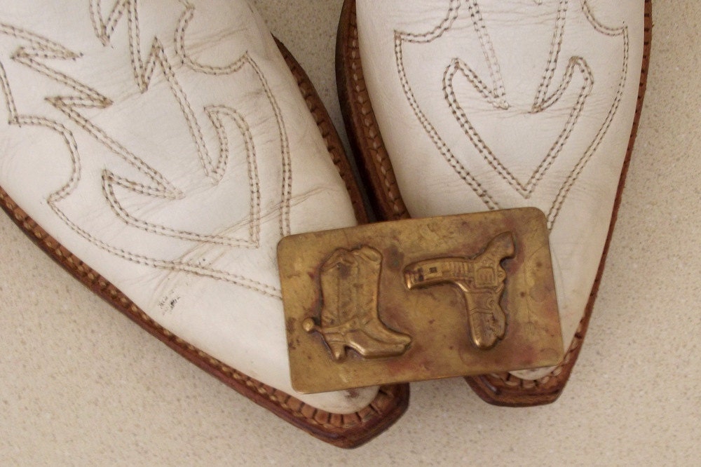 Vintage Western belt buckle with cowboy boots and gun in Etsy