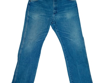 Vintage Wrangler Mens Blue Jeans 38 x 28  Denim Country Western Cowboy