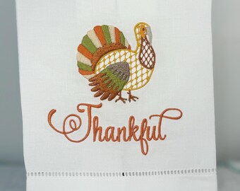 Fall Turkey Embroidered Towel Personalized Towel|Hand Towel Pumpkin Towel Serviettes de toilette Lin brodée Monogram Monogramme Bain|Autumn