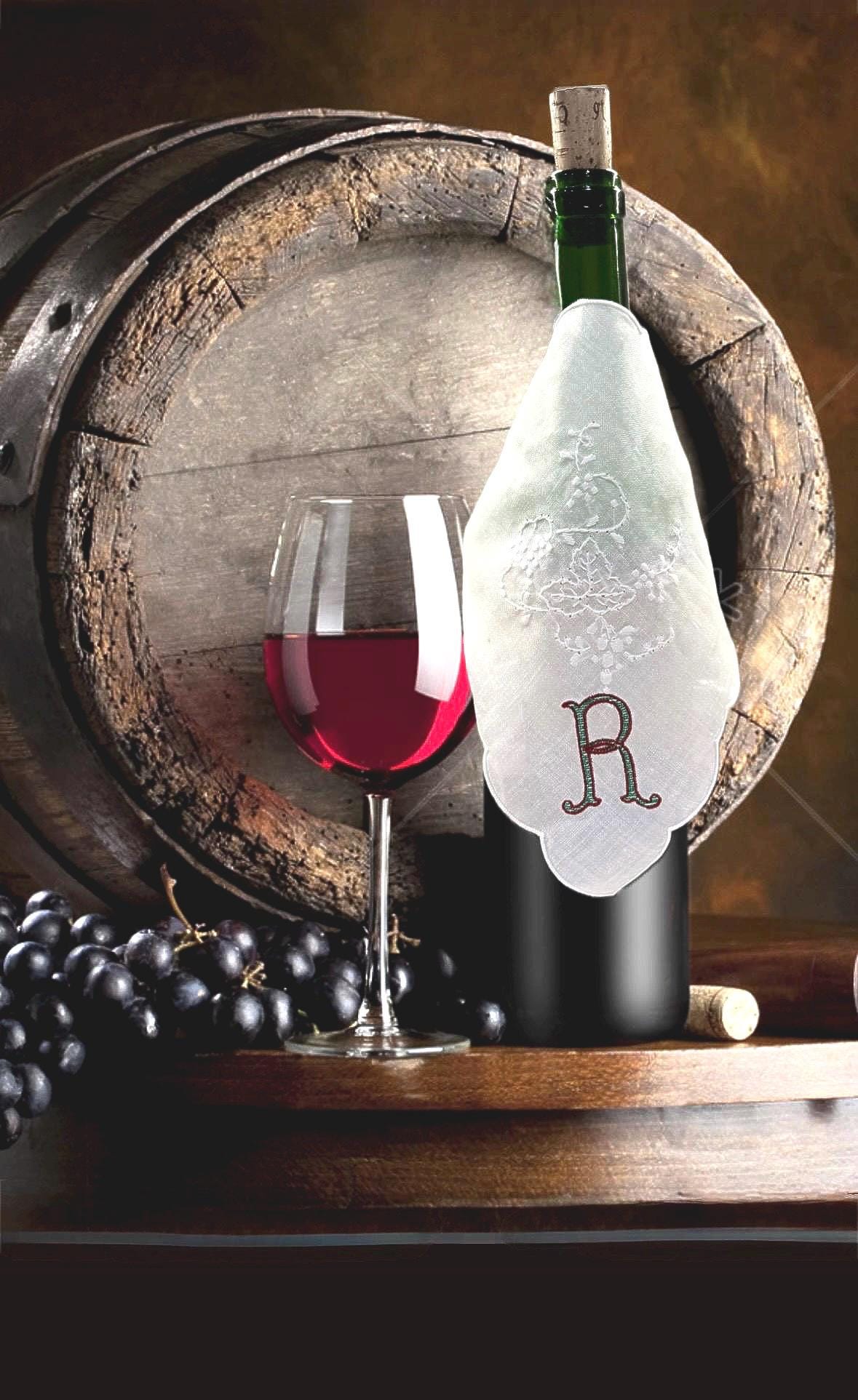 Personalized Wine Bottle Bib Embroidered Wine linen Bib Custom Monogram Wine Bib Handmade Wine lovers Gift Linen Wine Scarves