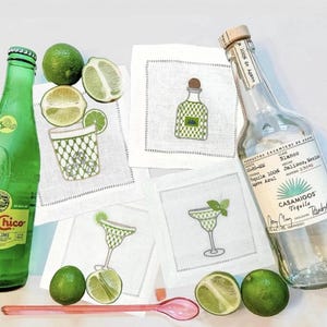 Serviettes de table cocktail brodées en lin Tequila, brodées Cocktails brodées, ajourées avec monogramme