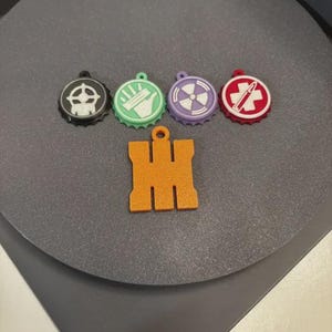 COD Zombies Keychain | Juggernog, Speed Cola, PhD Flopper, Deadshot & BO3 Logo | 3D Printed Keychain