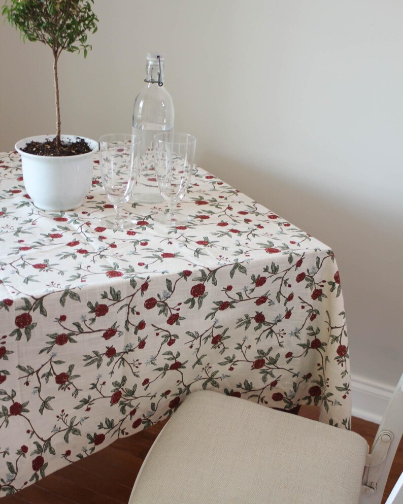 Red floral holiday-ready table cloth in a square cotton-linen design, perfect for mahjong, bridge, or poker nights. This reusable, washable card tablecloth doubles as a Christmas table cloth or kitchen table topper. Inspired by William Morris red floral print, it’s both decorative and functional. A versatile game table cover for family gatherings, holiday entertaining, or casual everyday use. Fit table size 35" x35".