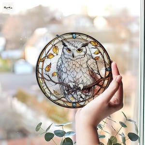 White Owl Stained Glass Suncatcher – Snowy Owl Window Hanging – Owl Lover Gift for Nature Home Decor, Owl Glass Art, Winter Home Decor